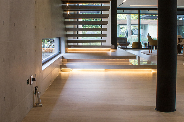 Piso Laminado de Alta Especificación - Long Plank Romantic Oak L0323-03361