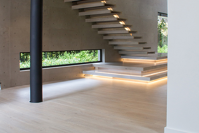 Piso Laminado de Alta Especificación - Long Plank Romantic Oak L0323-03361